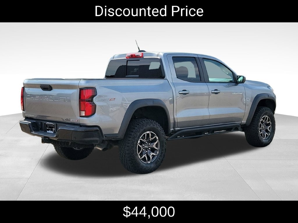 Used 2025 Chevrolet Colorado ZR2 Truck Crew Cab
