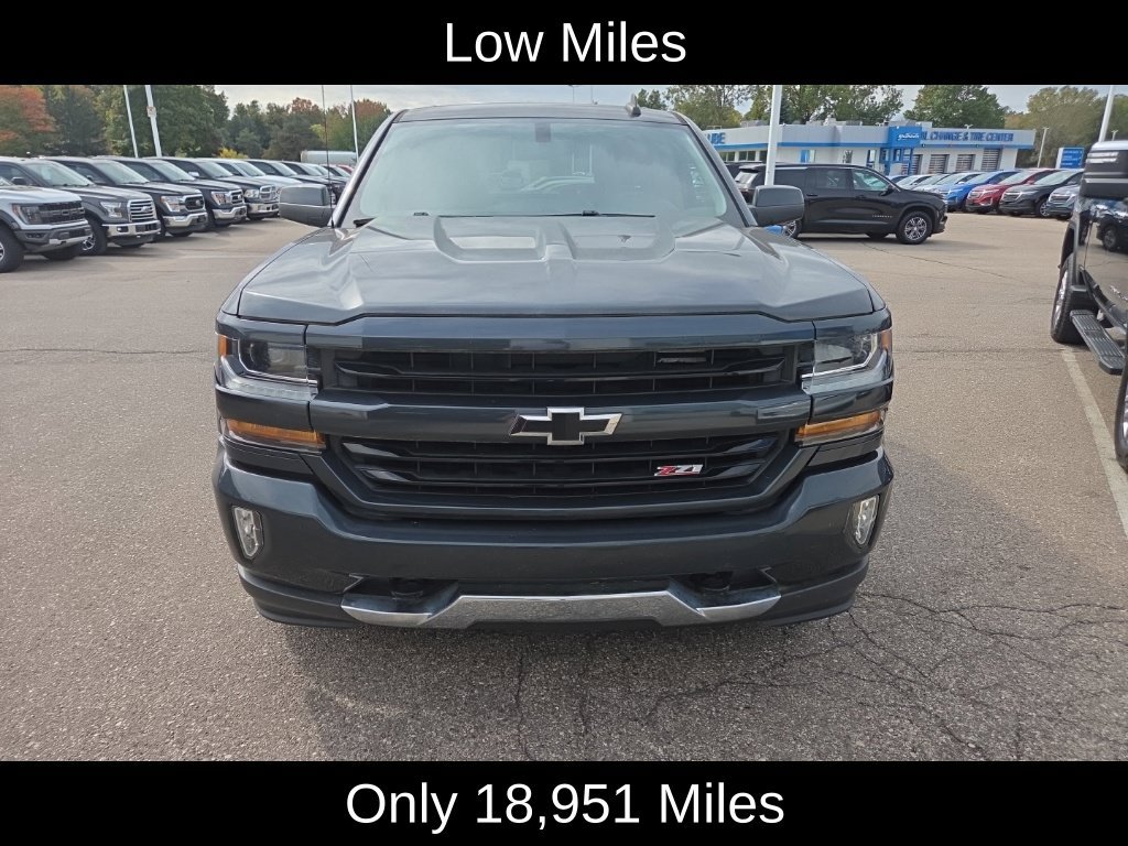 Used 2018 Chevrolet Silverado 1500 LT Truck Crew Cab