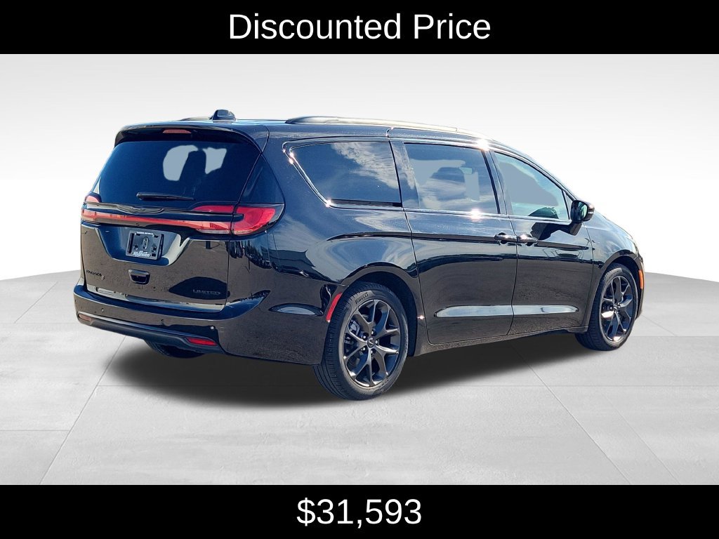 Used 2025 Chrysler Pacifica Limited Van Passenger Van