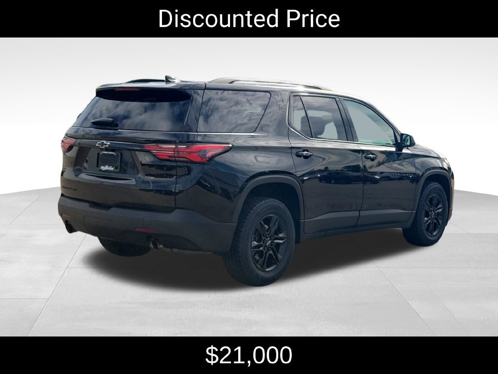 Used 2022 Chevrolet Traverse LS SUV
