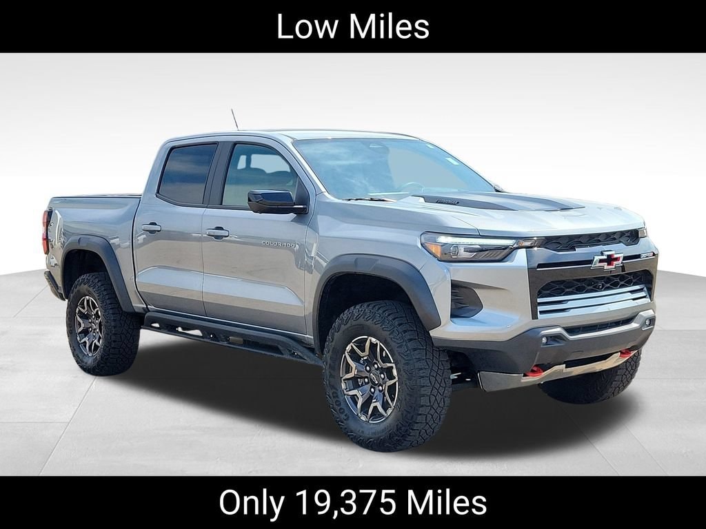 Used 2025 Chevrolet Colorado ZR2 Truck Crew Cab
