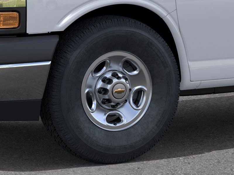 2025 Chevrolet Express Cargo Work Van - Photo 12