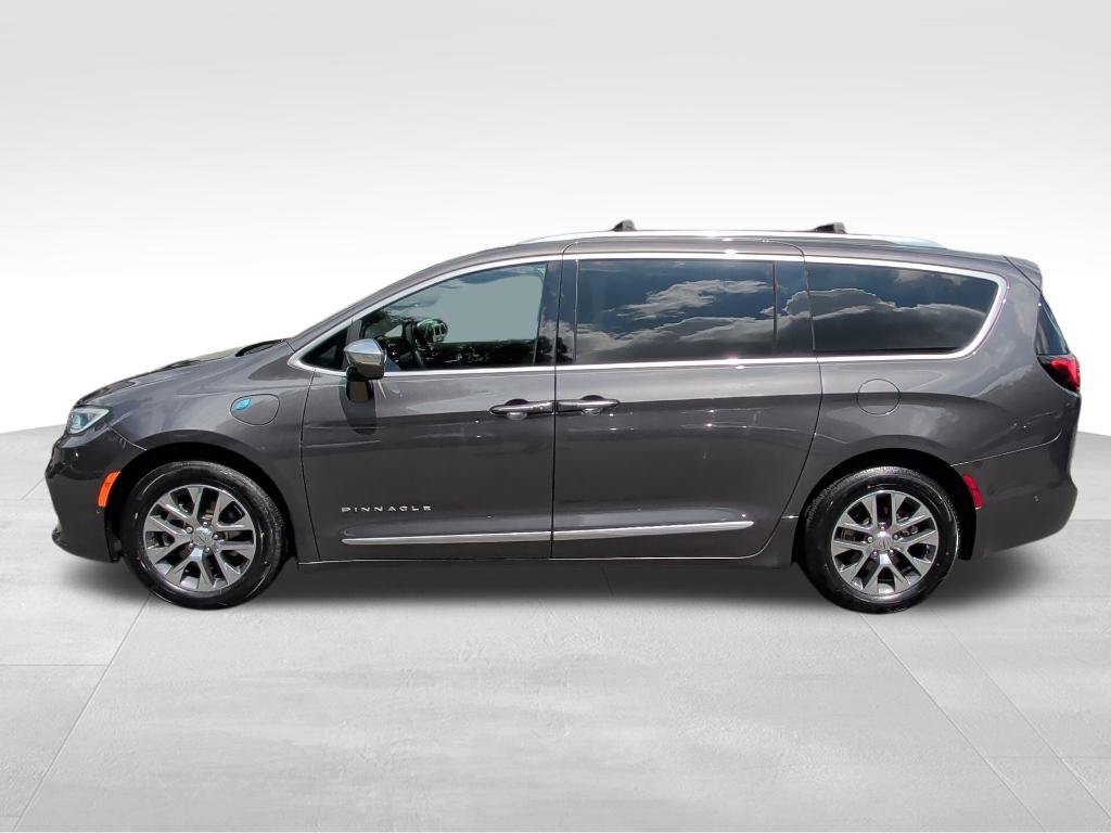 Certified 2021 Chrysler Pacifica Hybrid Pinnacle Van Passenger Van