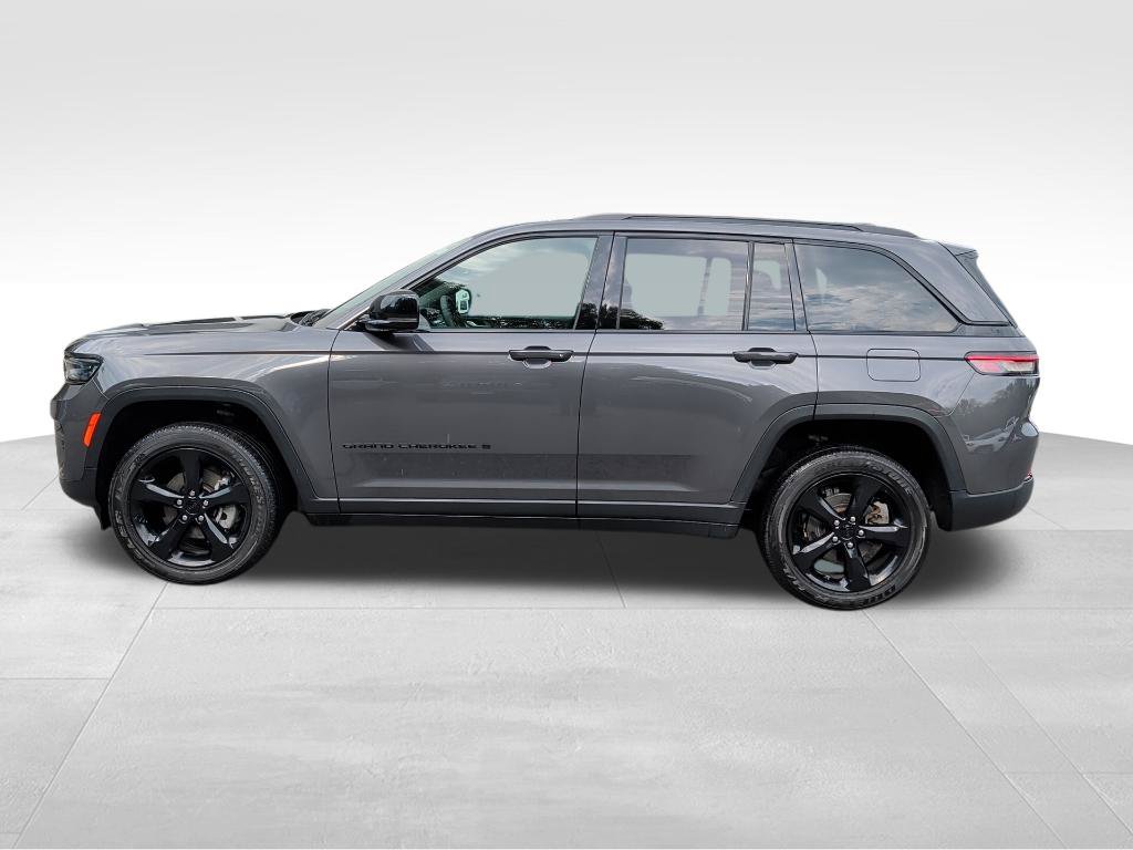 Certified 2024 Jeep Grand Cherokee Laredo SUV