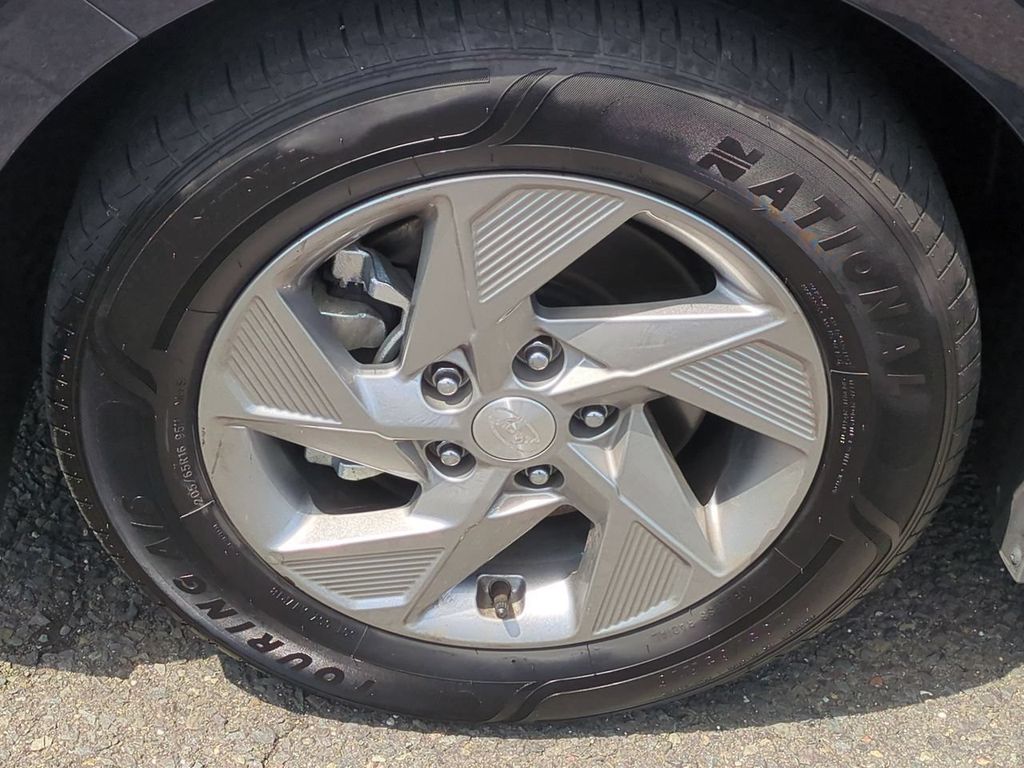 2026 Hyundai Sonata SE - Photo 9