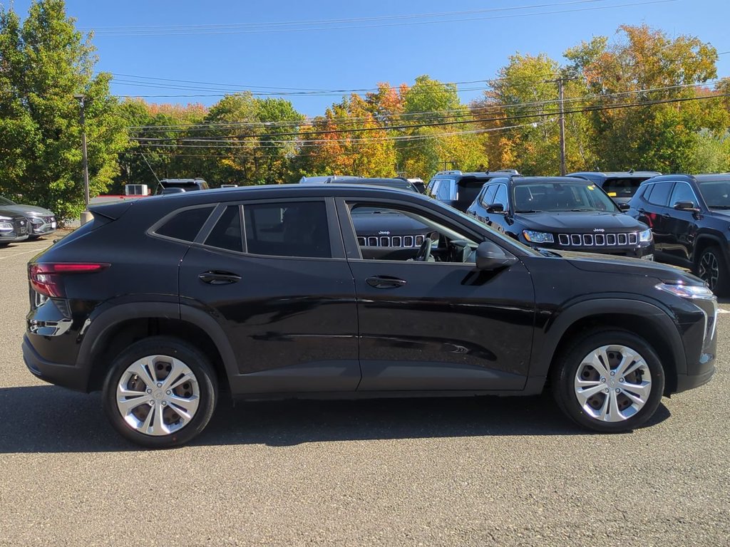 Used 2024 Chevrolet Trax LS SUV