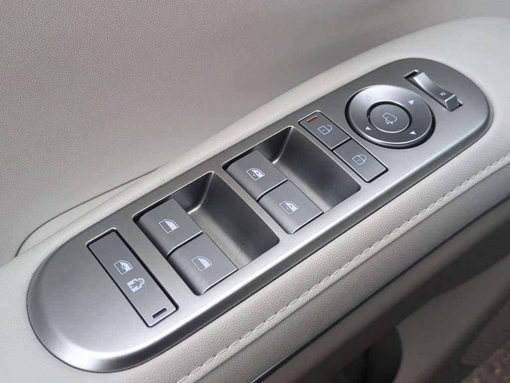 2026 Hyundai Palisade Limited - Photo 11