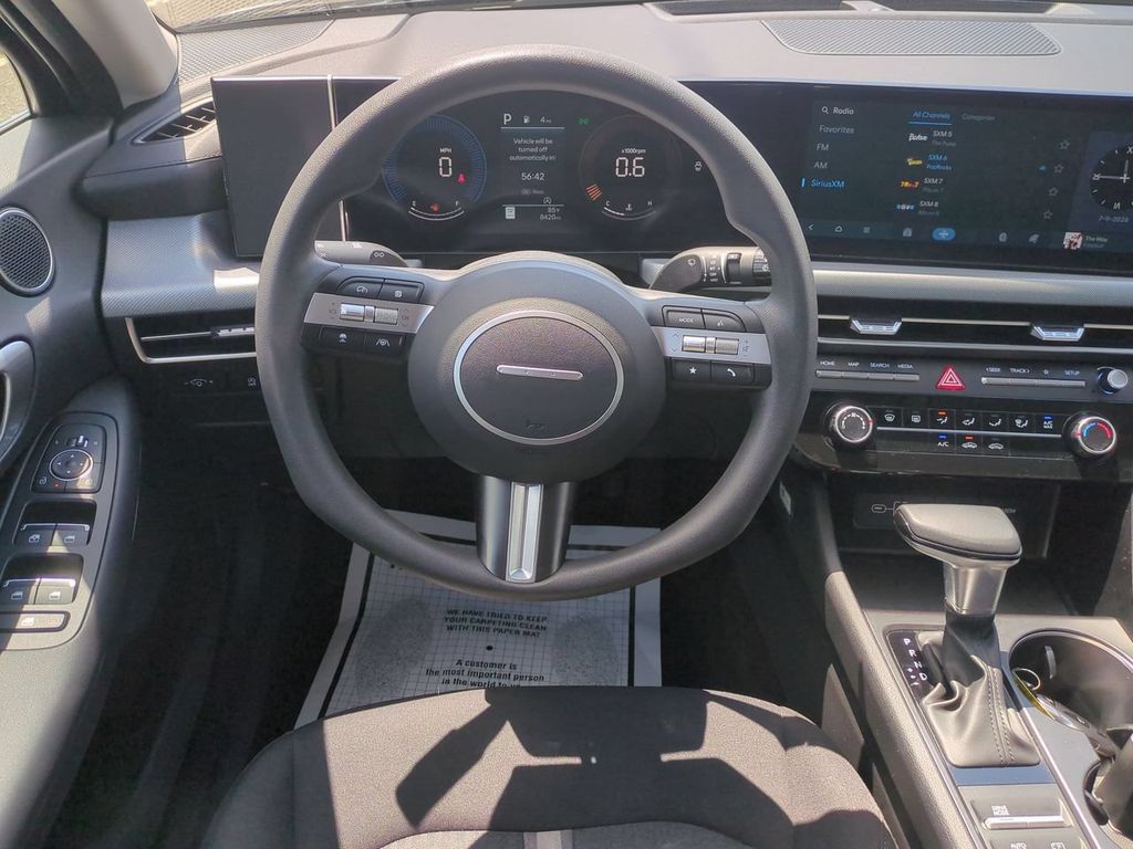 2026 Hyundai Sonata SE - Photo 13