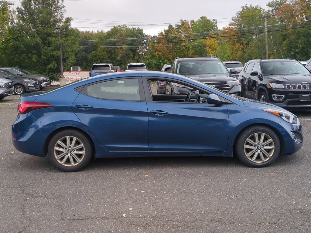 Used 2015 Hyundai Elantra SE Sedan