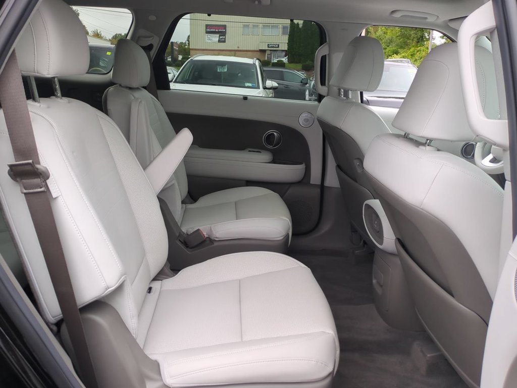 2026 Hyundai Palisade Limited - Photo 27
