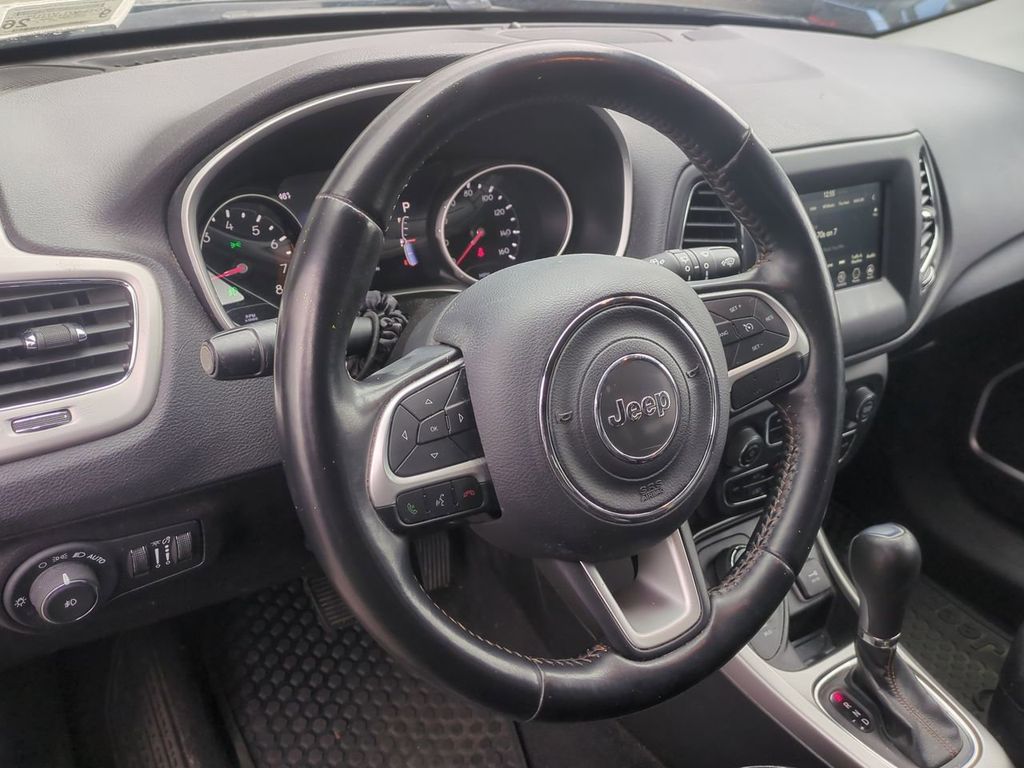 2020 Jeep Compass Latitude - Photo 13