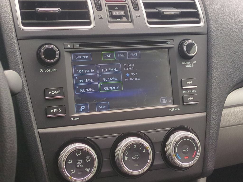 2017 Subaru Forester Base - Photo 18