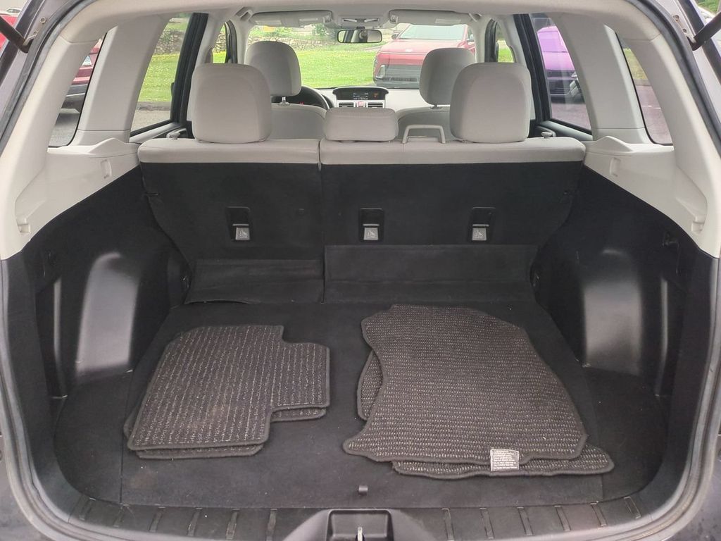2017 Subaru Forester Base - Photo 23