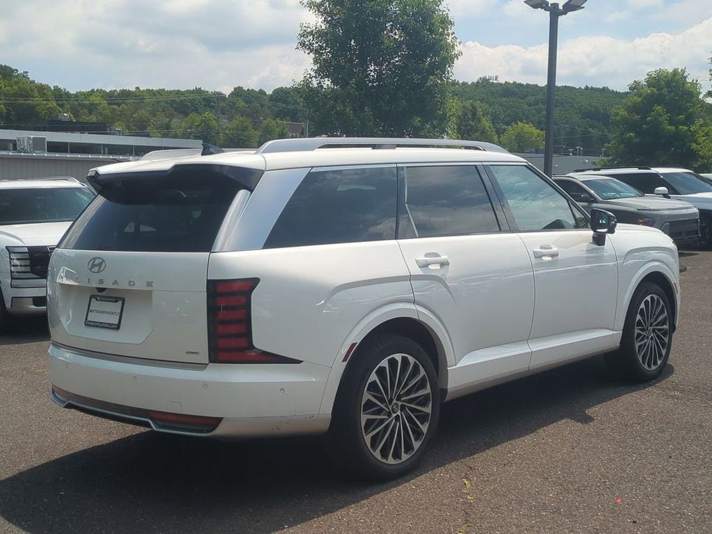 2026 Hyundai Palisade Calligraphy - Photo 3