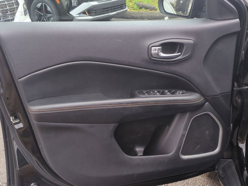 2020 Jeep Compass Latitude - Photo 10