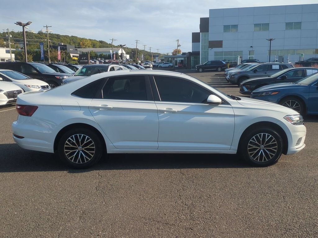 Used 2021 Volkswagen Jetta 1.4T SE Sedan