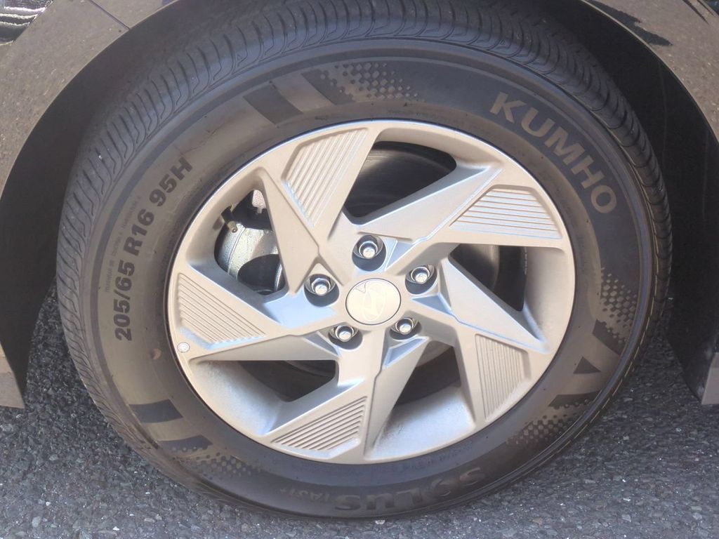 2026 Hyundai Sonata SE - Photo 9