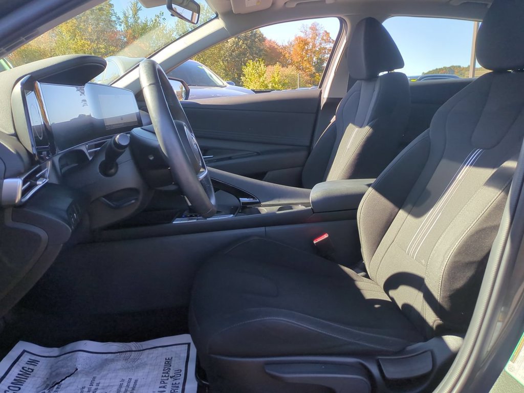 2024 Hyundai Elantra SEL - Photo 22