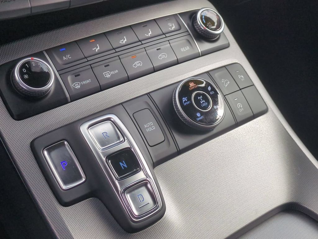 2022 Hyundai Palisade SE - Photo 17