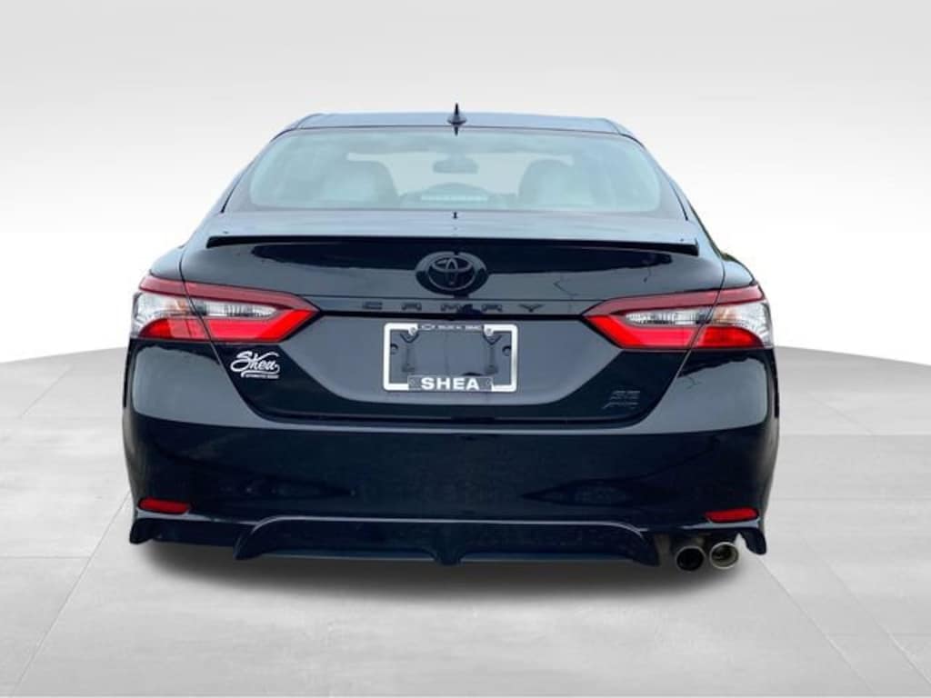 Used 2023 Toyota Camry SE Sedan