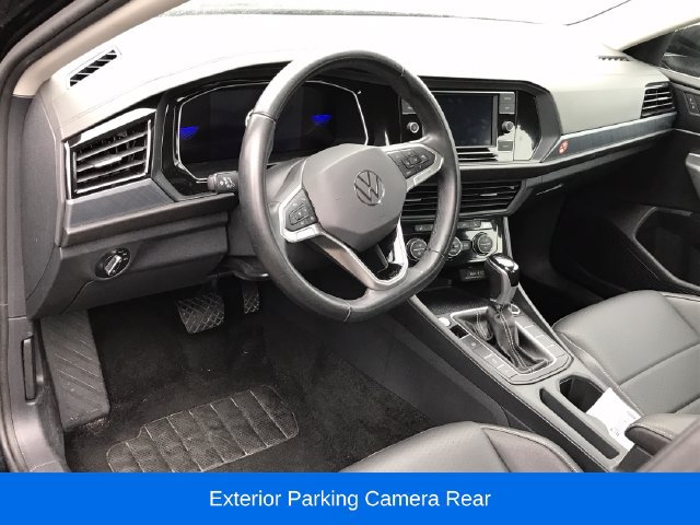 Used 2024 Volkswagen Jetta SE