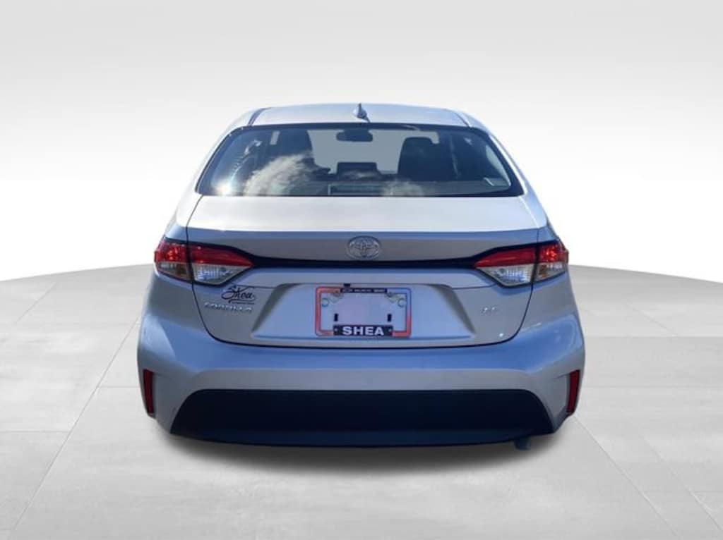 Used 2025 Toyota Corolla LE