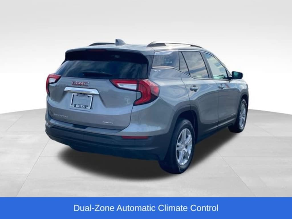 Used 2024 GMC Terrain SLE SUV