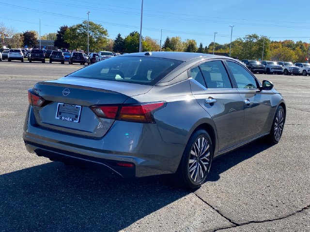Used 2025 Nissan Altima SV