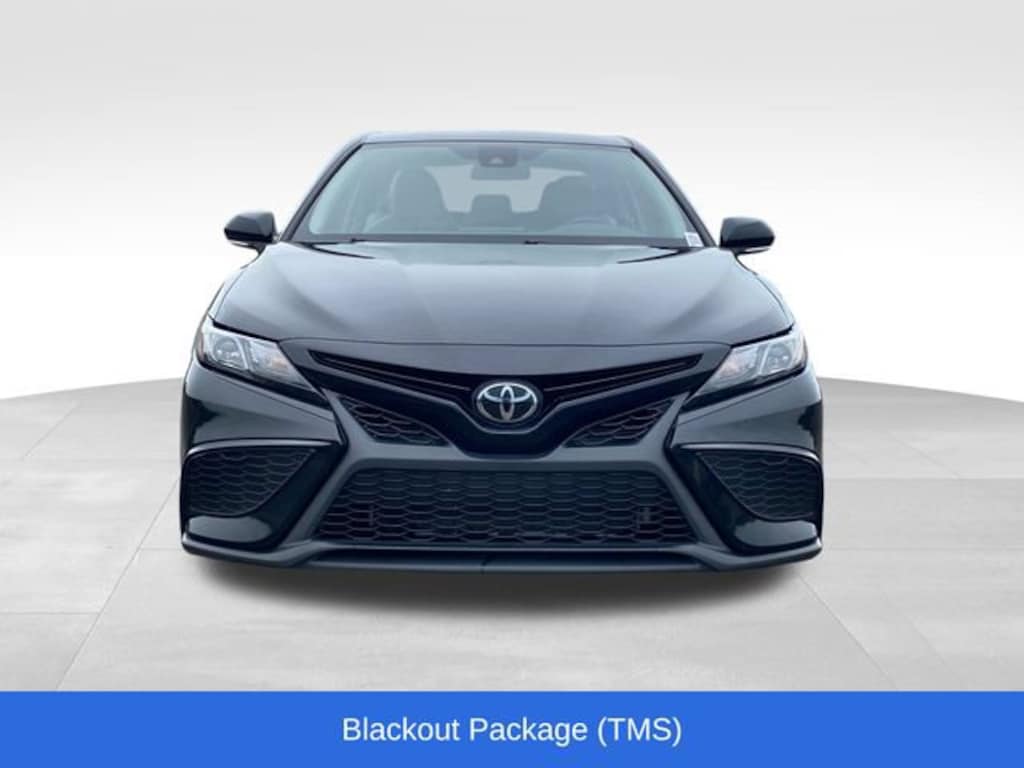 Used 2023 Toyota Camry SE Sedan