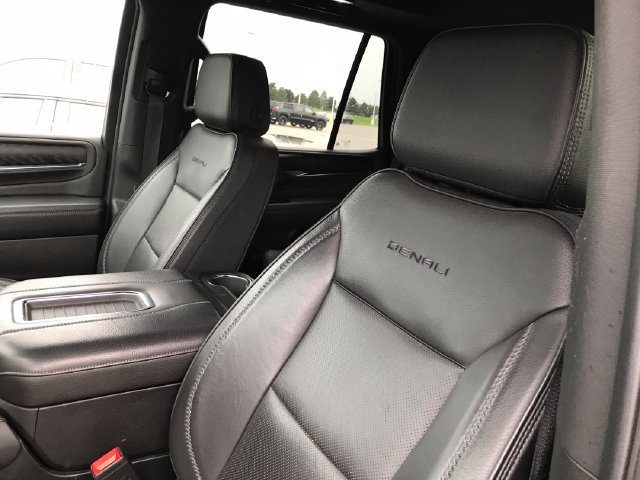 Used 2024 GMC Yukon Denali SUV