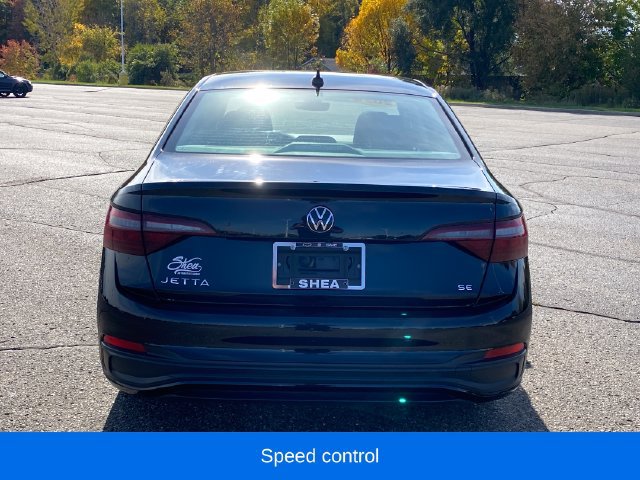 Used 2024 Volkswagen Jetta SE
