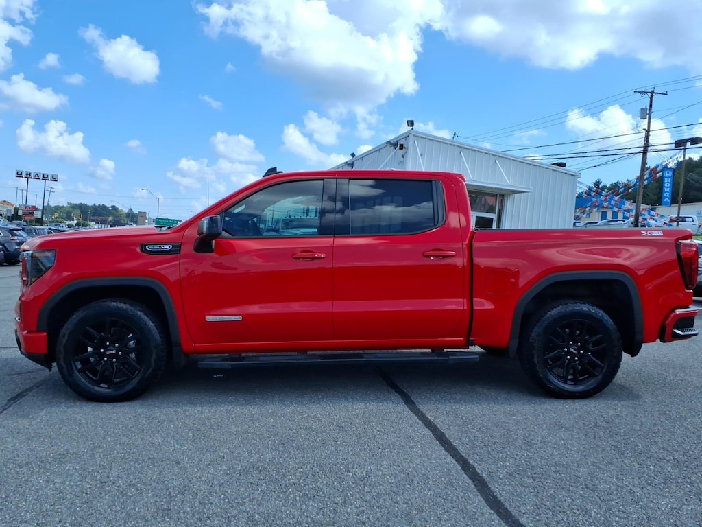 Used 2025 GMC Sierra 1500 Elevation 4WD Crew Cab 147 Elevation w/3SB