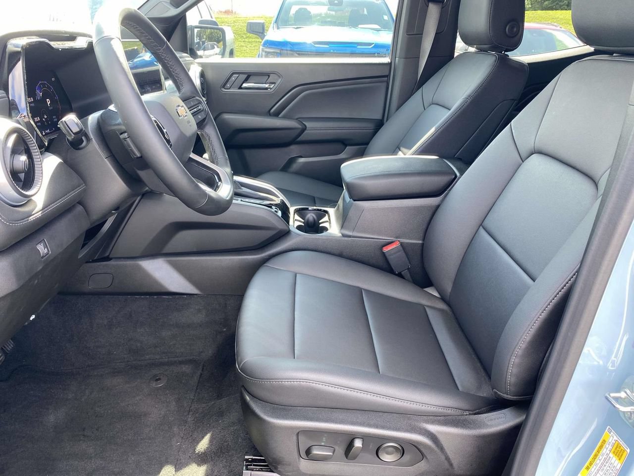 2026 Chevrolet Colorado LT - Photo 13