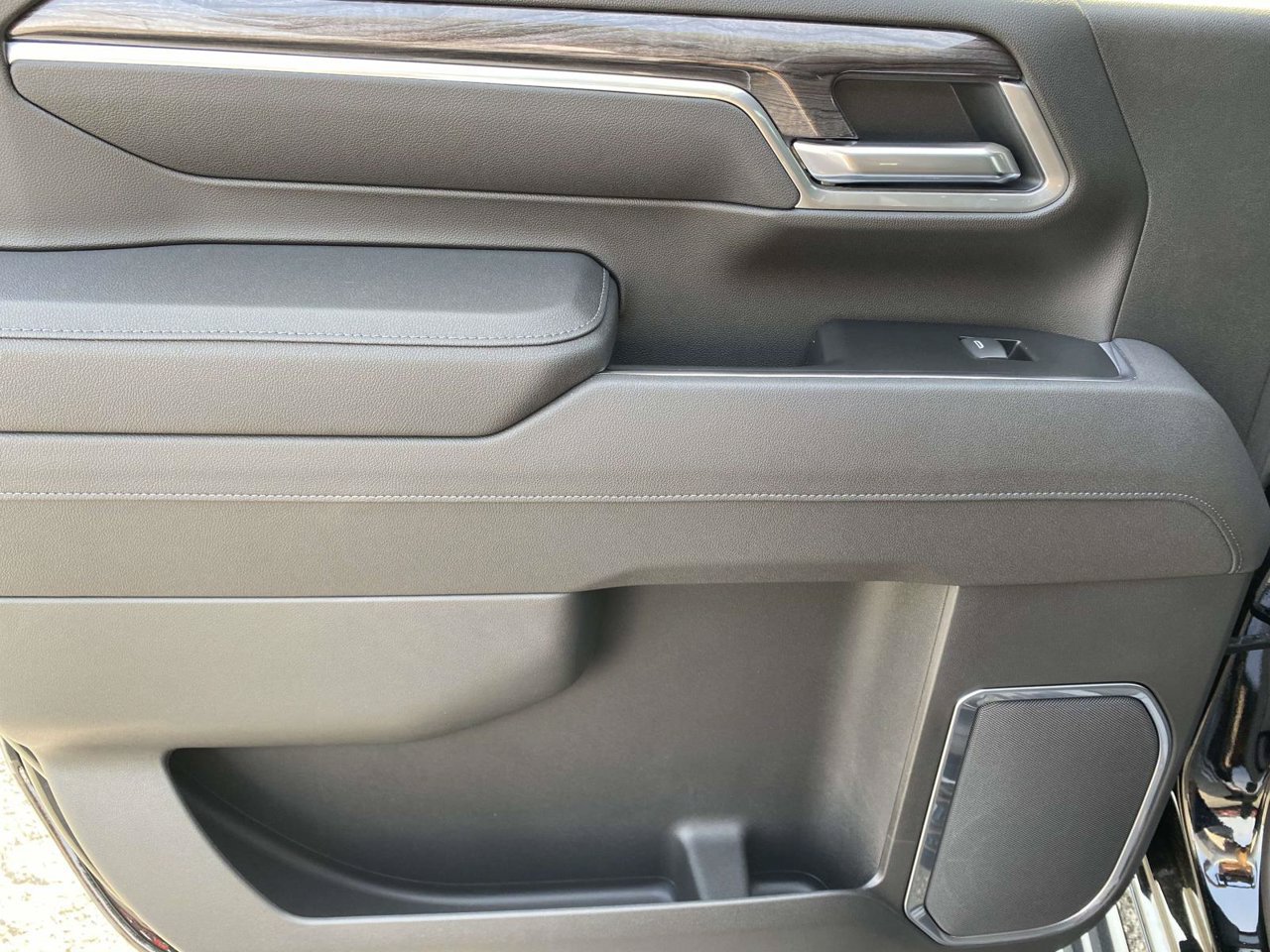 2026 Chevrolet Silverado 2500 HD LTZ - Photo 13