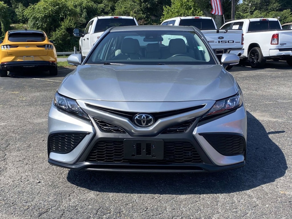 Used 2024 Toyota Camry SE