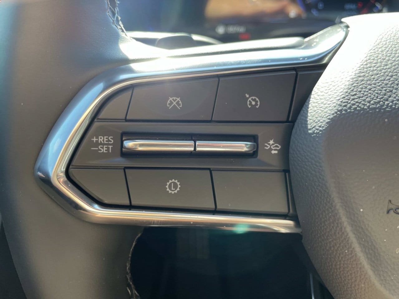 2027 Chevrolet Equinox LT - Photo 21