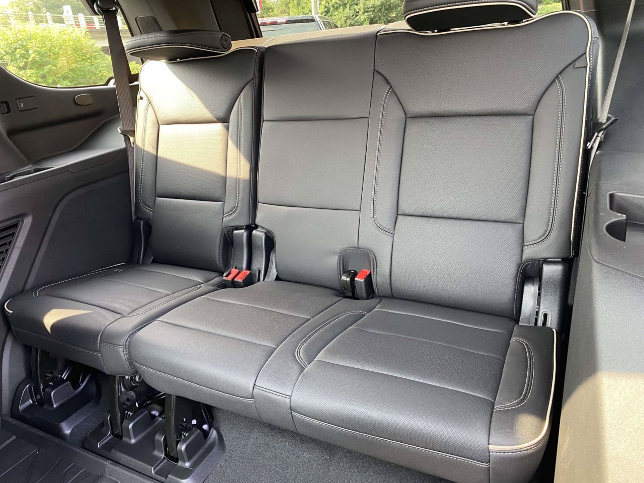 2026 Chevrolet Tahoe Premier - Photo 12