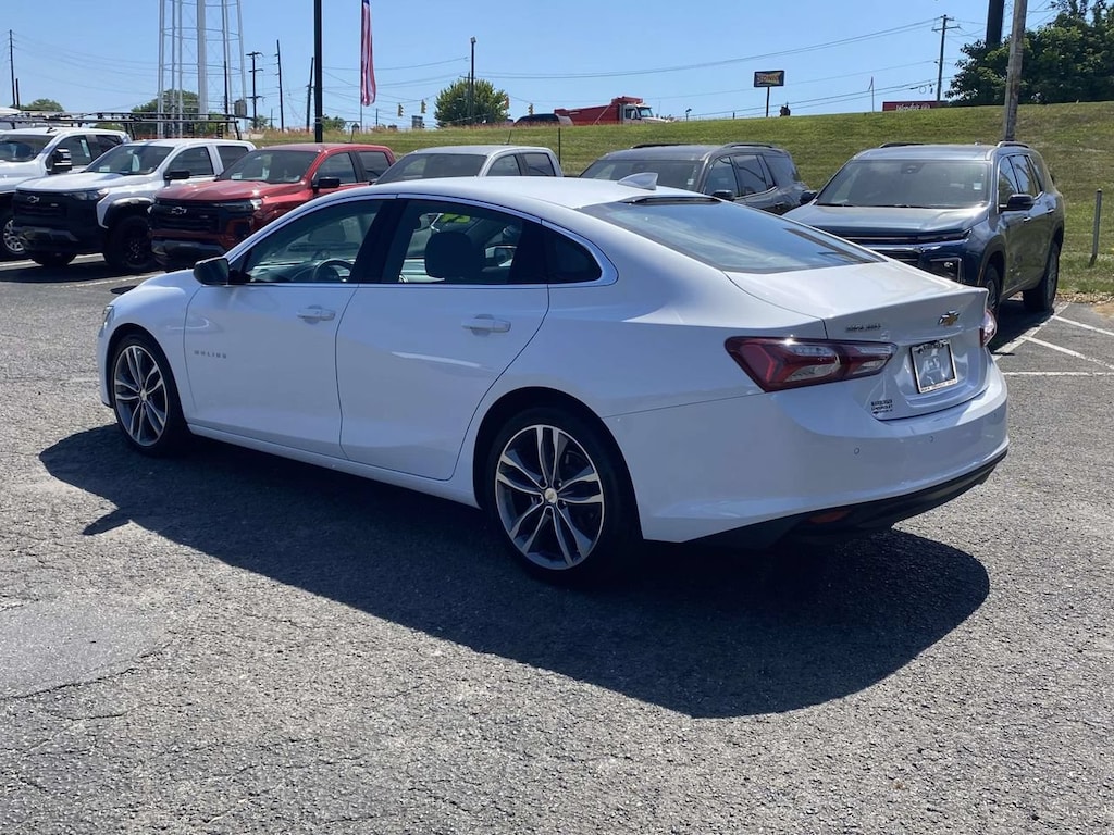 Used 2024 Chevrolet Malibu 2LT Car
