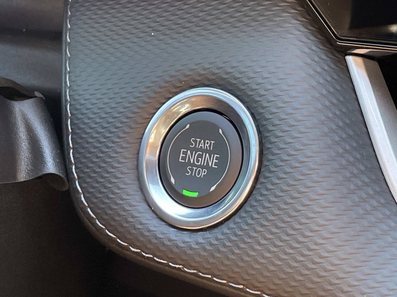2027 Chevrolet Equinox LT - Photo 25