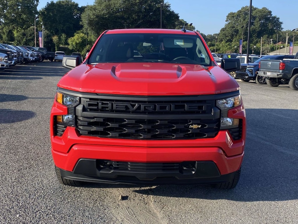 New 2026 Chevrolet Silverado 1500 Custom Truck