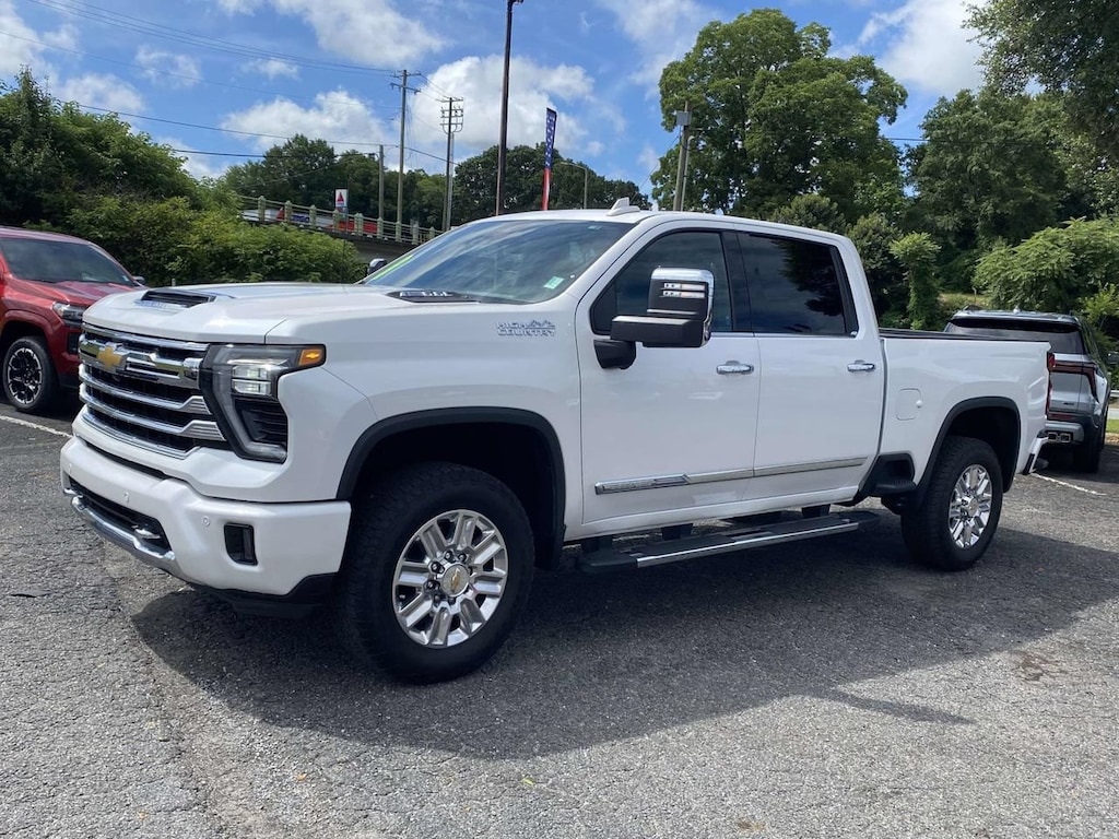Used 2024 Chevrolet Silverado 2500 HD High Country Truck