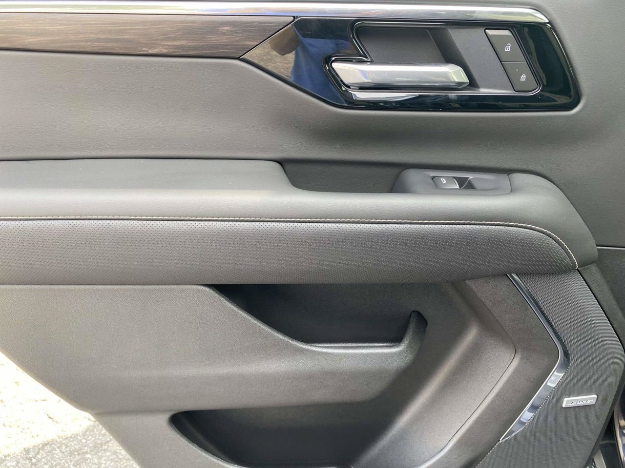 2026 Chevrolet Tahoe Premier - Photo 13