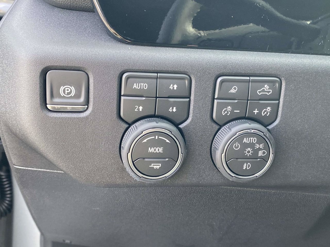 2026 Chevrolet Silverado 2500 HD LTZ - Photo 18