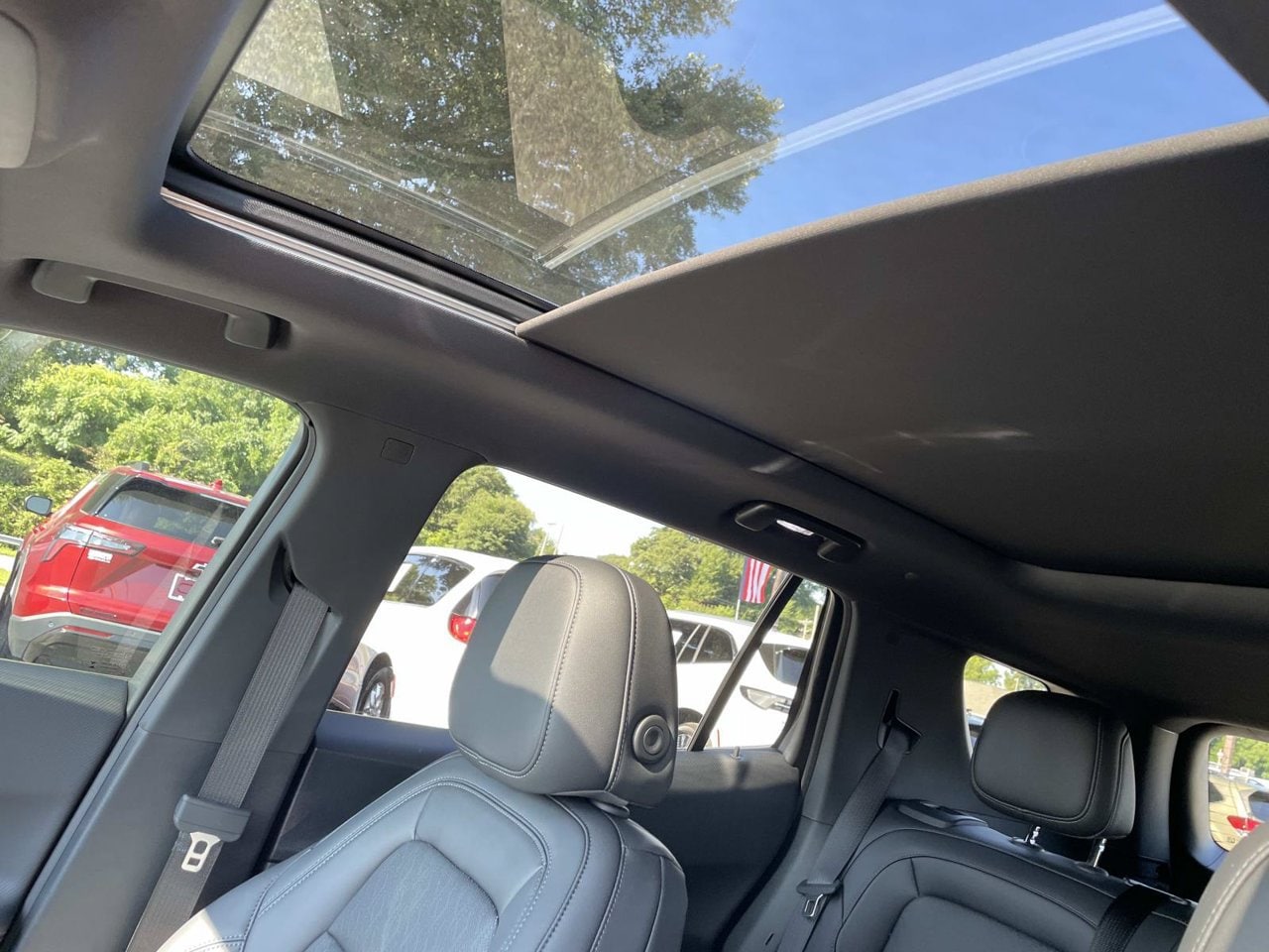 2027 Chevrolet Equinox LT - Photo 17