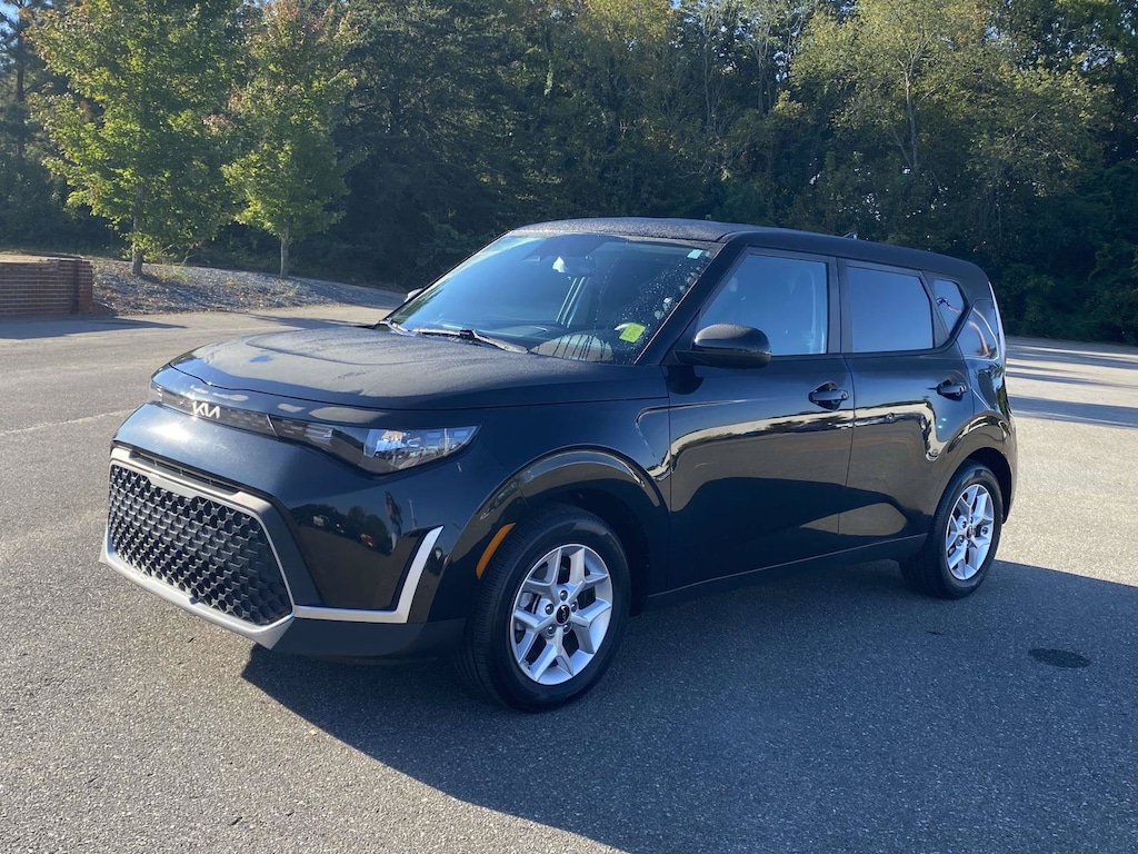 Used 2024 Kia Soul S Hatchback