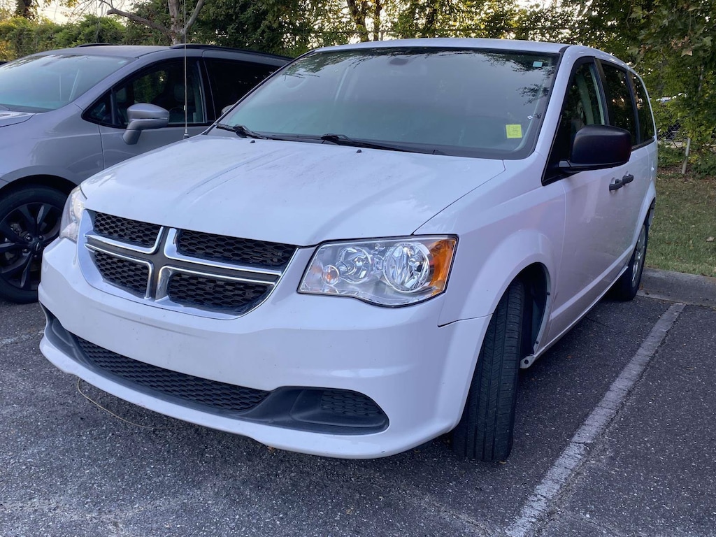 Used 2019 Dodge Grand Caravan SE Minivan/Van