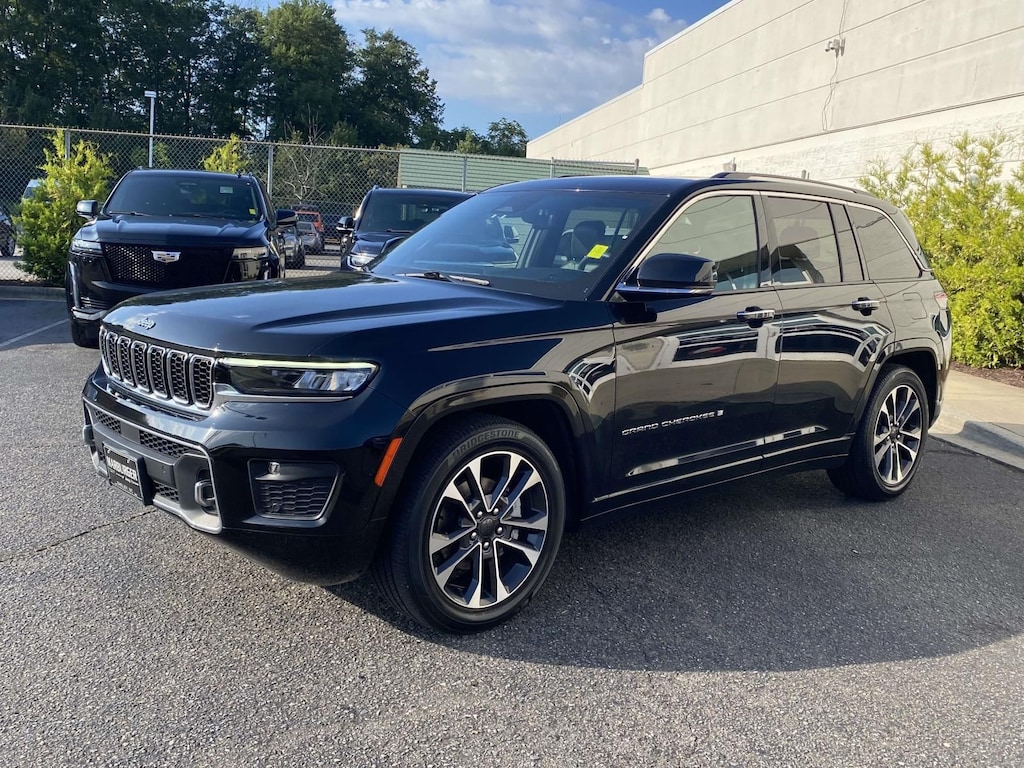 Used 2023 Jeep Grand Cherokee Overland SUV