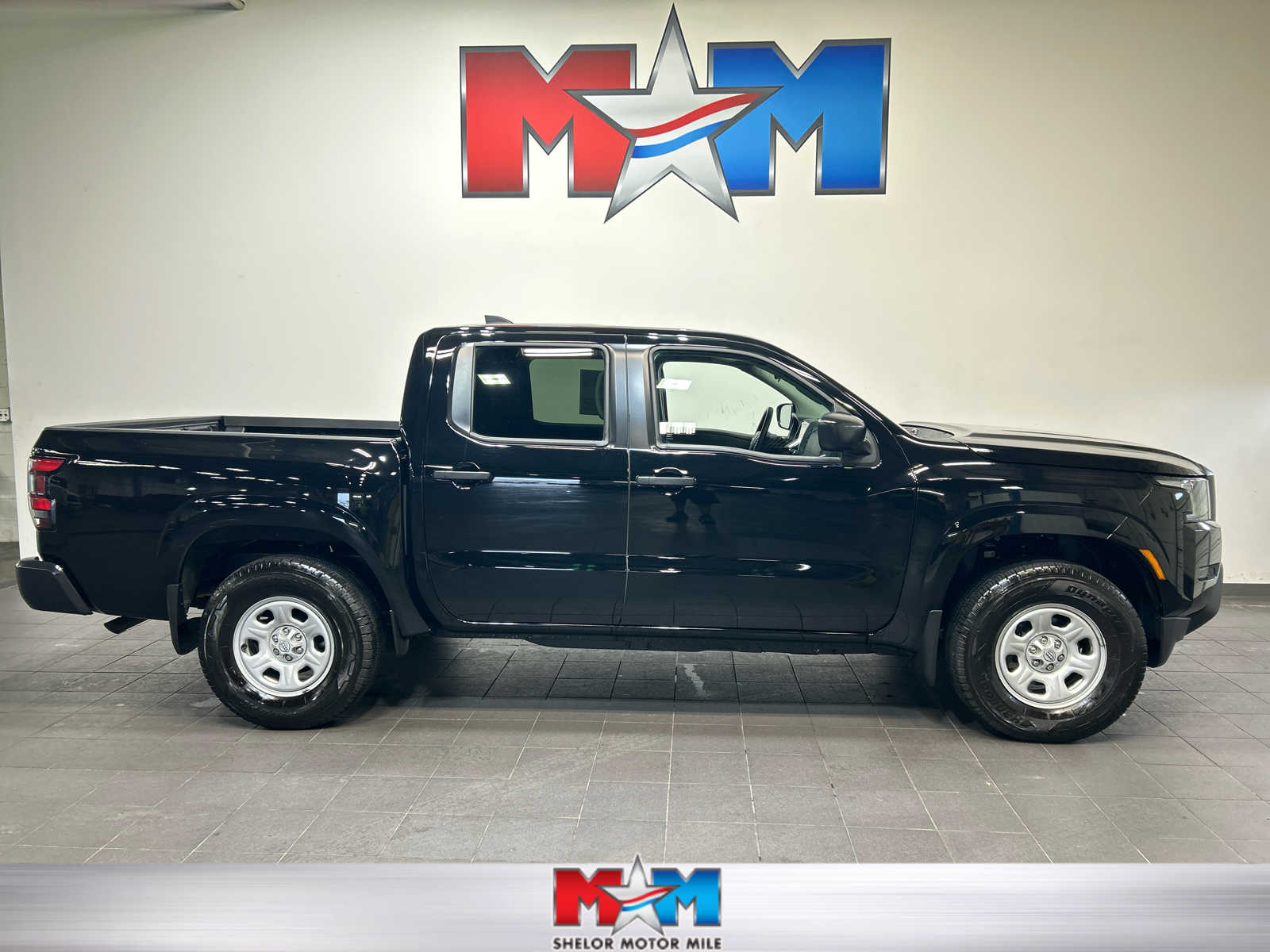 2023 Nissan Frontier S