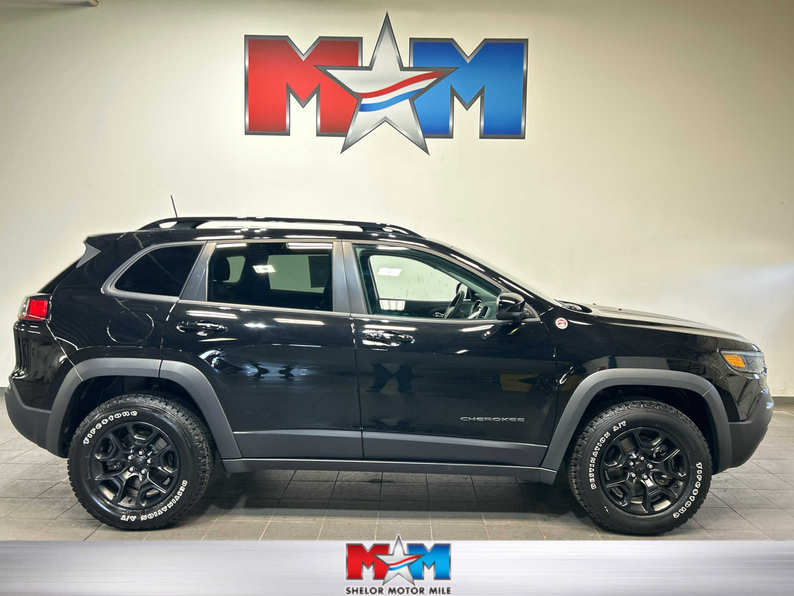 2022 Jeep Cherokee Trailhawk