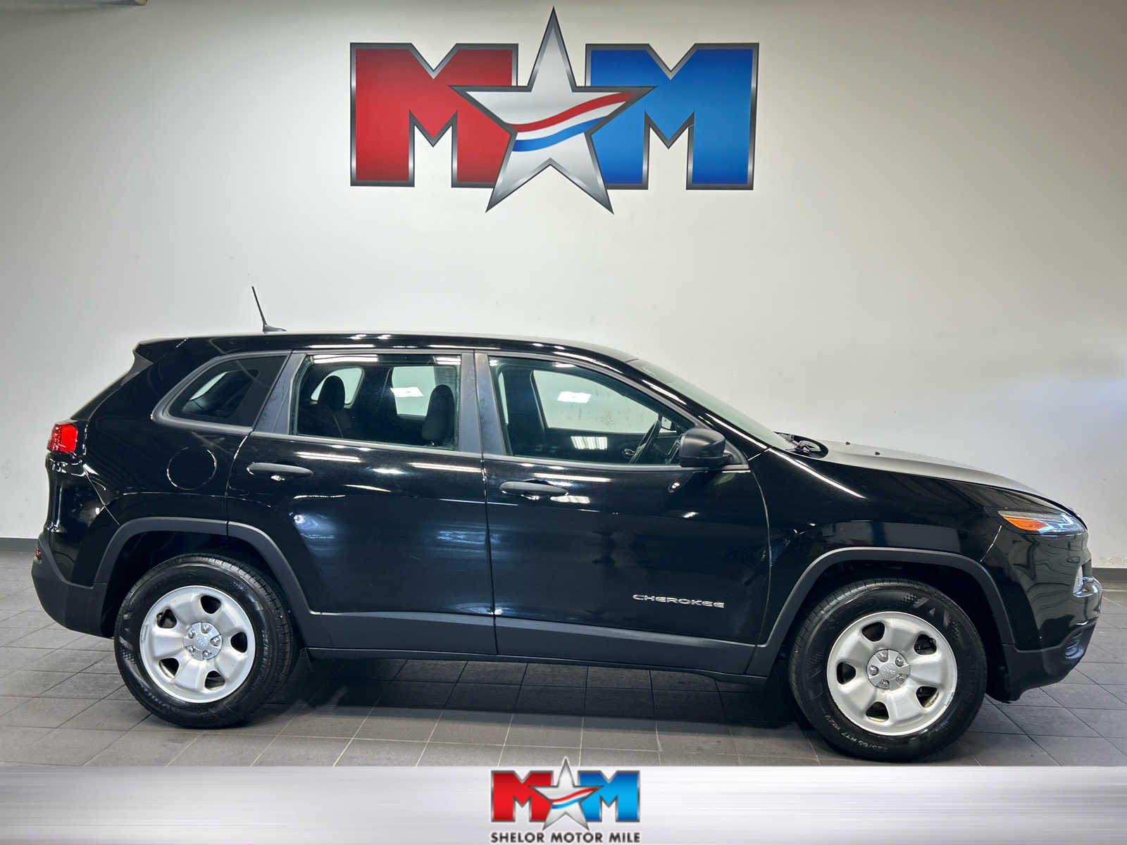 2017 Jeep Cherokee Sport